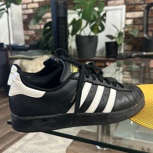 Adidas Superstar
